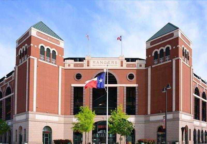 Courtyard By Marriott Dallas Richardson At Spring Valley Exterior foto